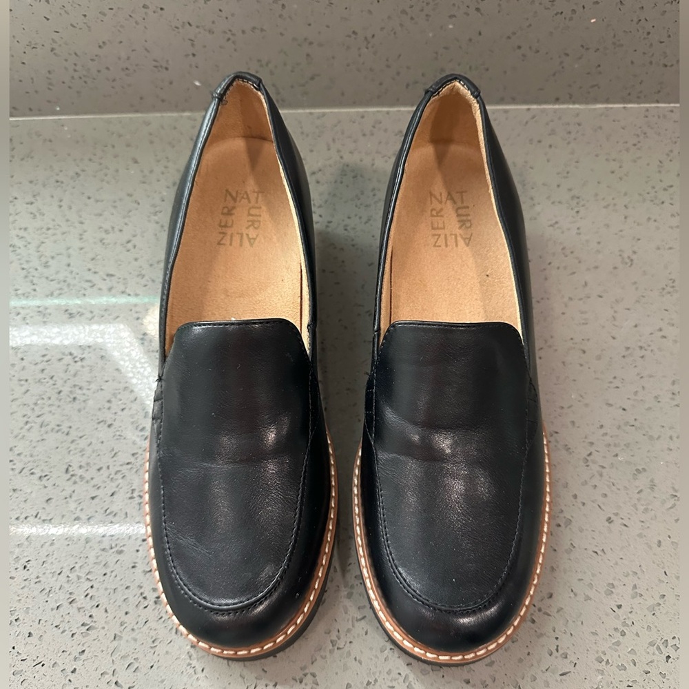 Naturalizer Cabaret Loafer Size 7.5 - Picture 2 of 5